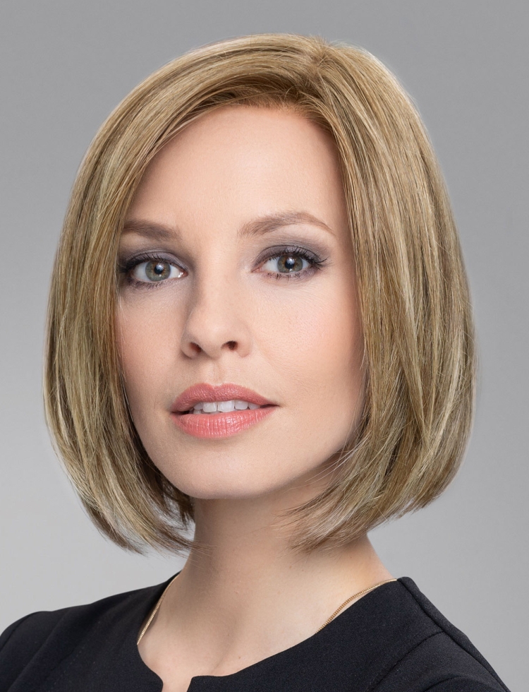 Coupe de cheveux pour cheveux courts sans frange