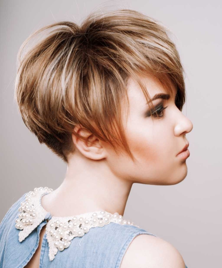 Coloration pour photo cheveux noirs courts