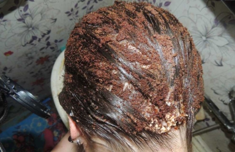 Masque capillaire au café