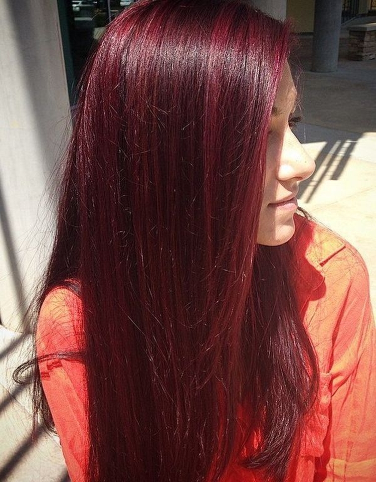 Photo couleur de cheveux acajou