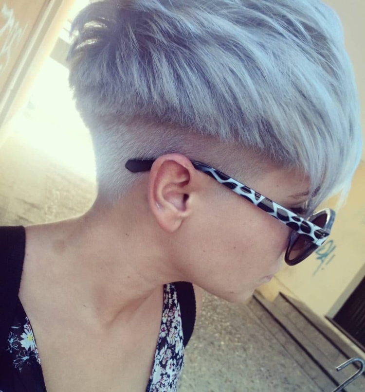 Coupes de cheveux ultra courtes pour femmes