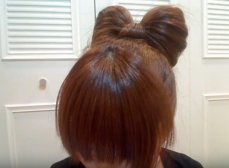 Comment faire un nœud avec des cheveux