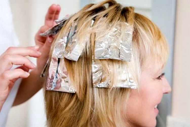 Mèches colorées pour cheveux courts