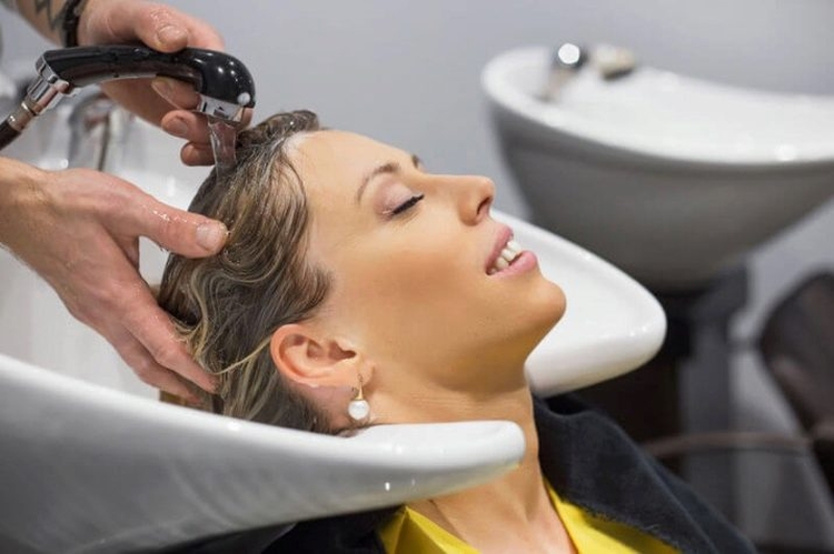 Mèches colorées pour cheveux courts