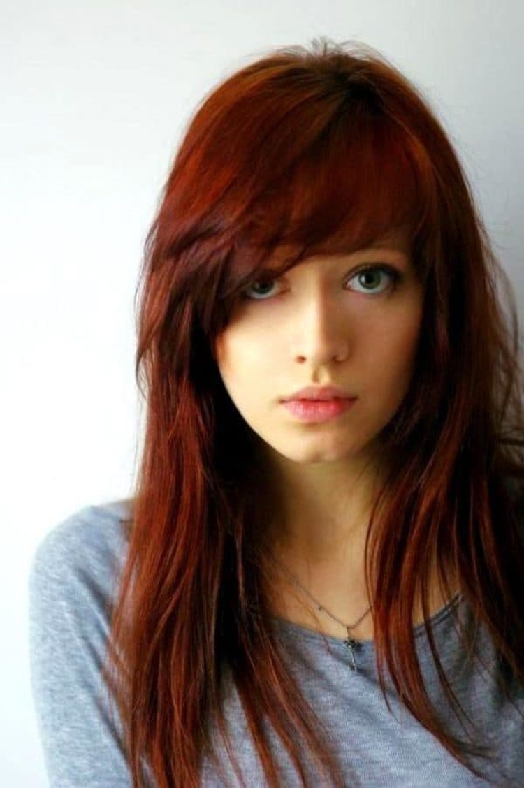 Coupes de cheveux asymétriques pour cheveux longs