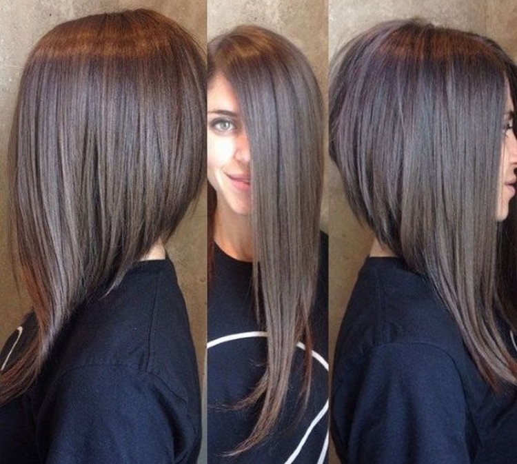 Coupe de cheveux pour cheveux longs sans frange