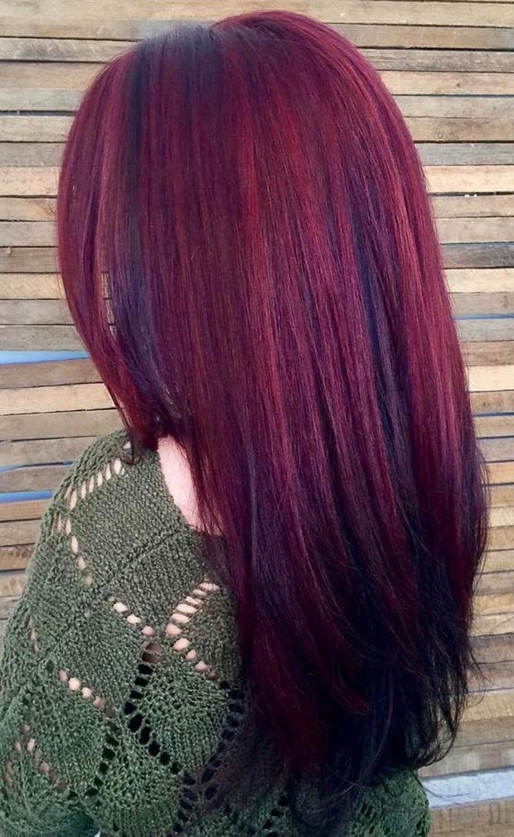 Photo couleur de cheveux acajou
