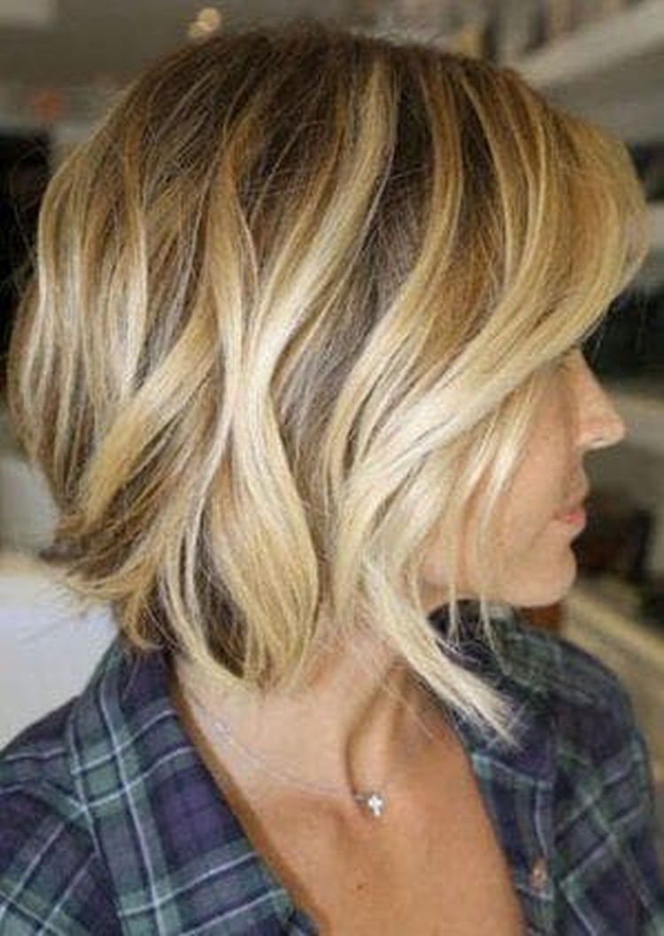 Mèches colorées pour cheveux courts