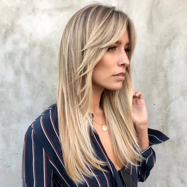 Échelle de coupe de cheveux pour cheveux longs