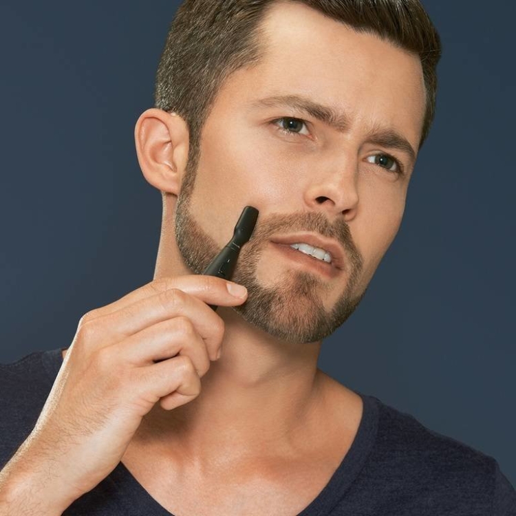 Coupe de cheveux barbe à la maison