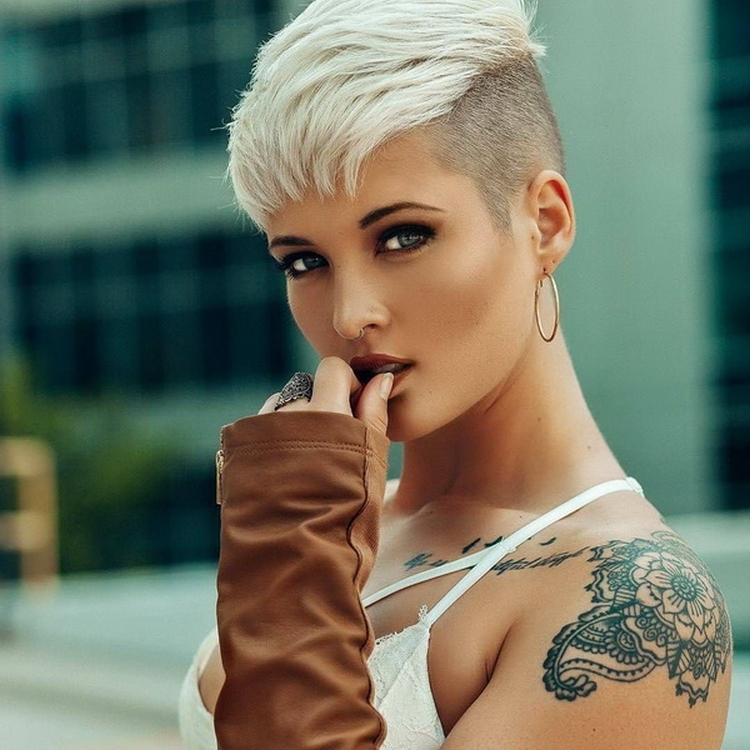 Coupe de cheveux garçon pour fille