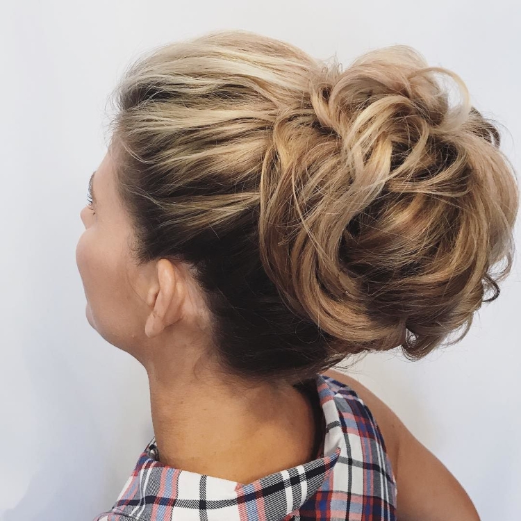 Comment faire une bosse de cheveux