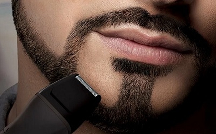 Coupe de cheveux barbe à la maison