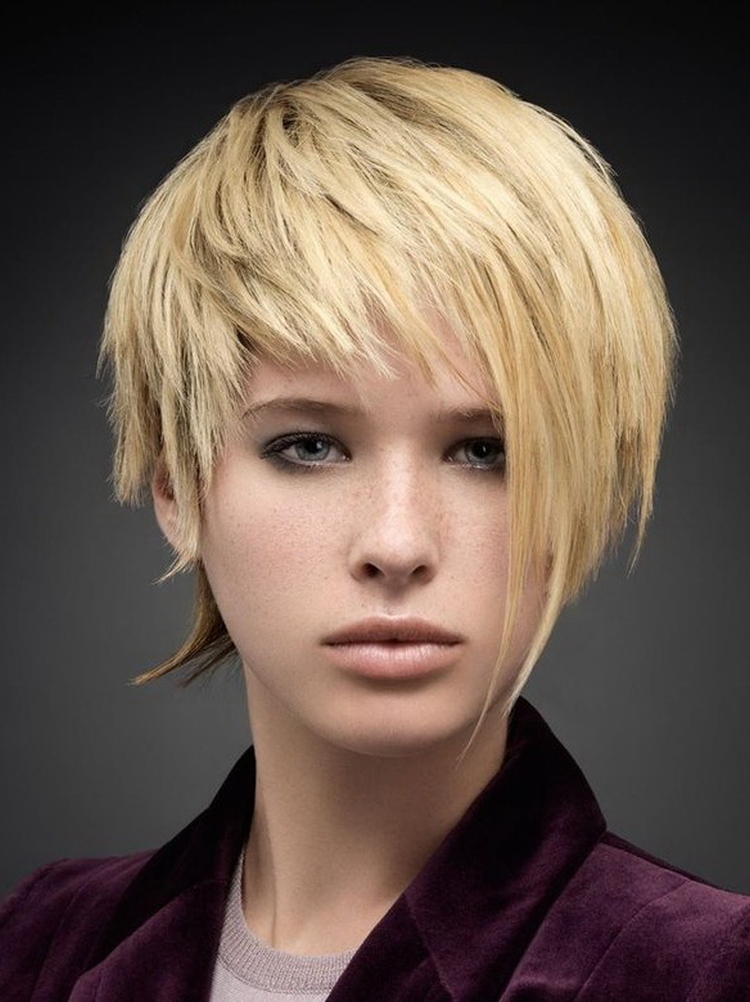 Coupe de cheveux avant et après