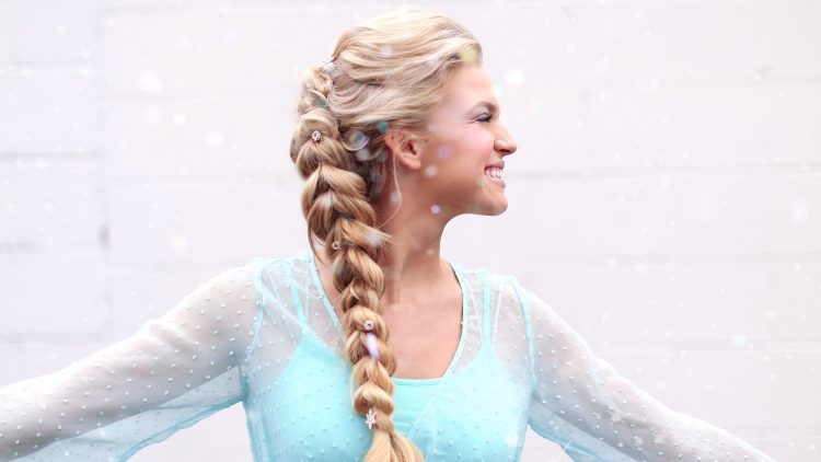 La coiffure d'Elsa de Frozen