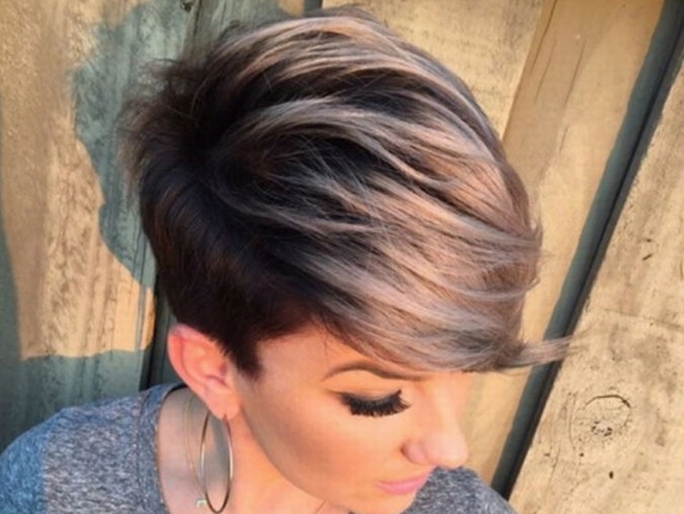 Coupe de cheveux garçon pour fille