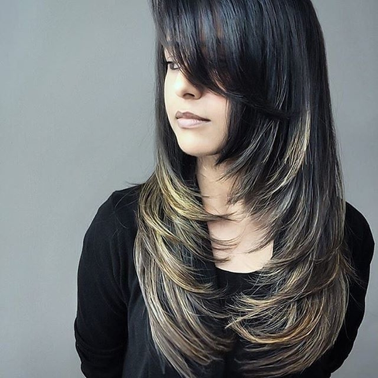 Échelle de coupe de cheveux pour cheveux longs