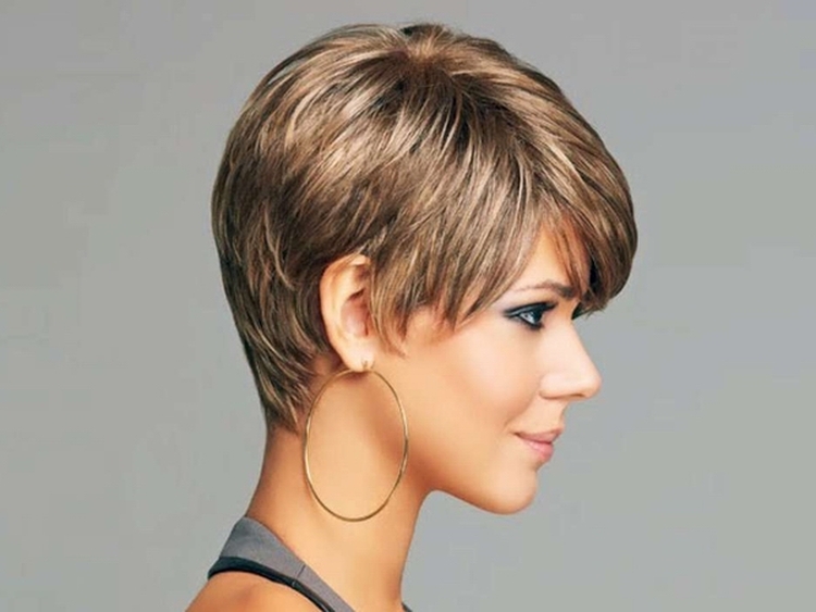 Coupe de cheveux garçon pour fille