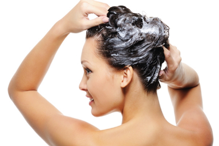 Coupe de cheveux avant et après