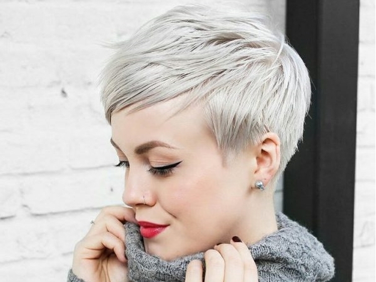 Coupe de cheveux garçon pour fille