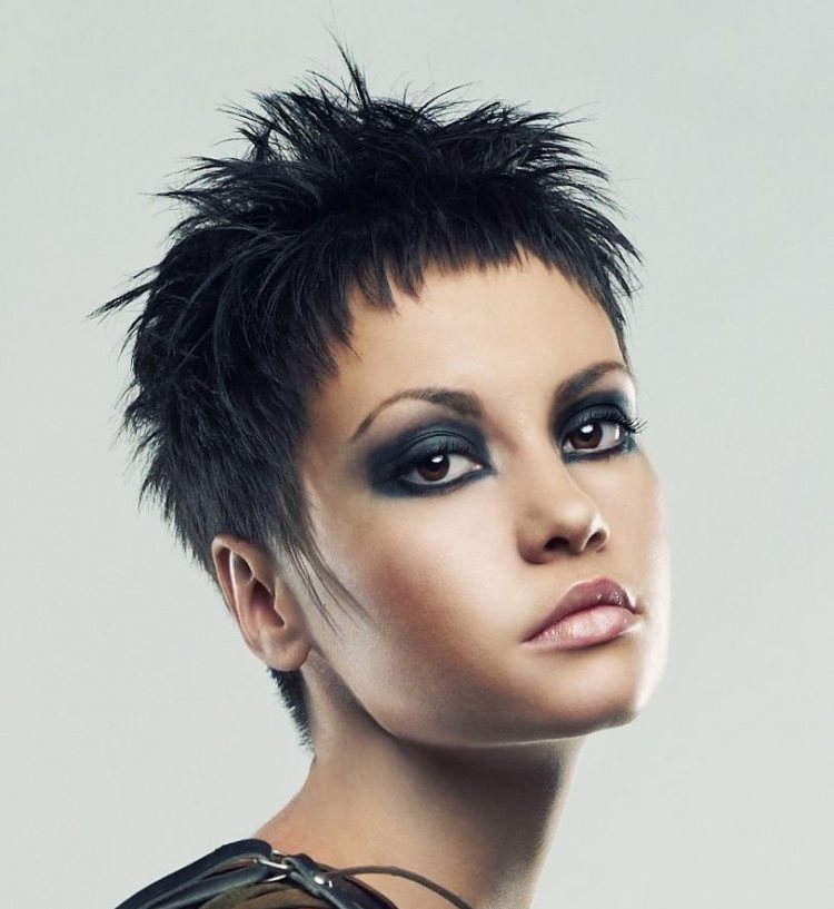 Coupe de cheveux garçon pour fille