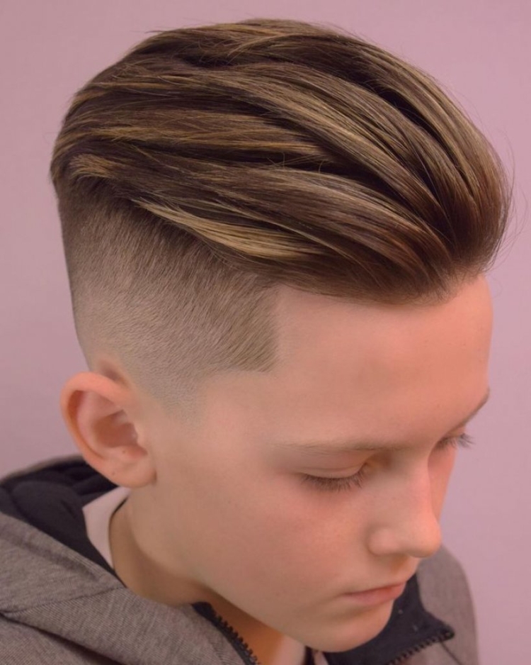 Coiffures pour garçons de 10 ans à la mode