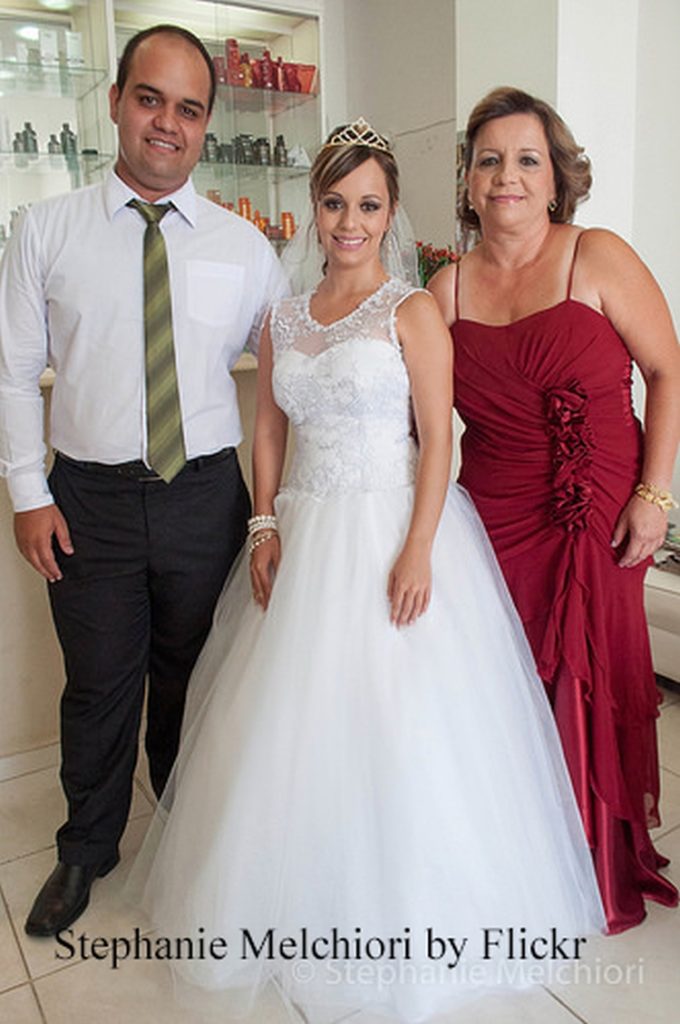 Coiffures pour la mère du marié pour le mariage