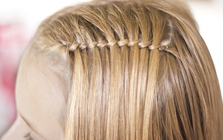 Coiffures pour l'école pour les filles de 14 ans