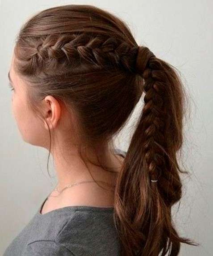 Coiffures pour l'école pour les filles de 12 ans