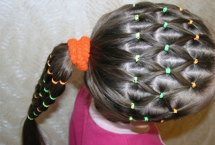Coiffures pour l'école pour les filles de 12 ans