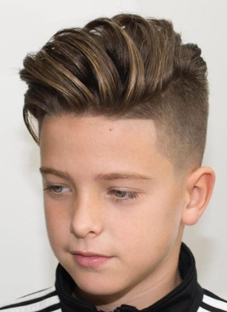 Coiffures pour garçons de 10 ans à la mode