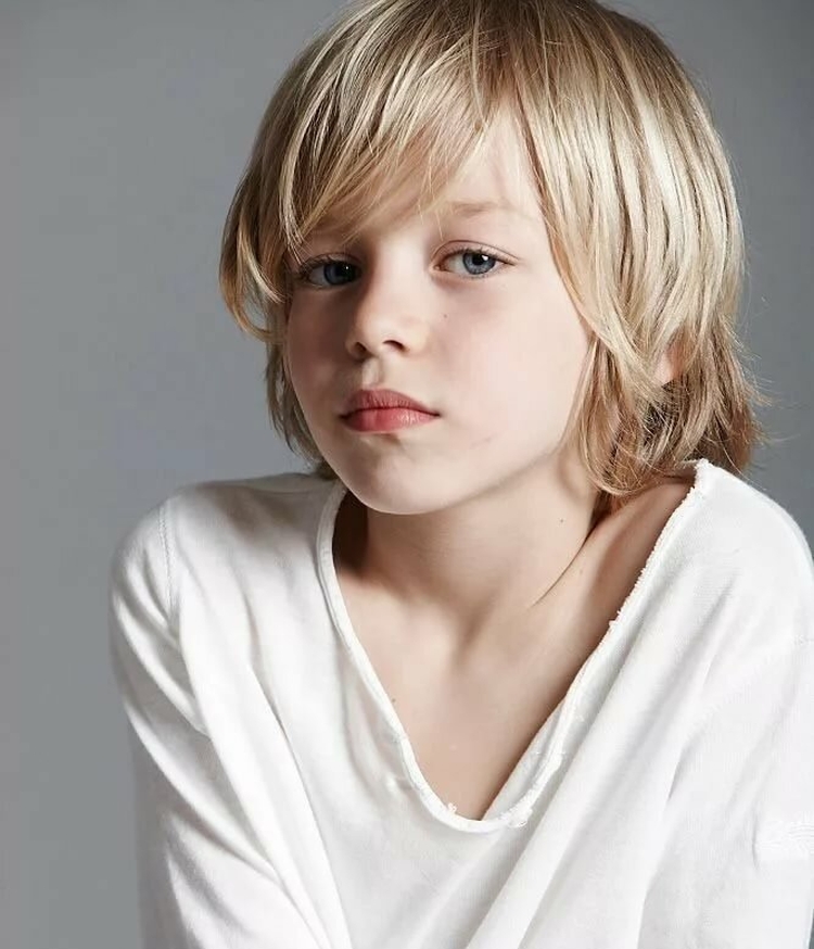 Coiffures pour garçons de 10 ans à la mode