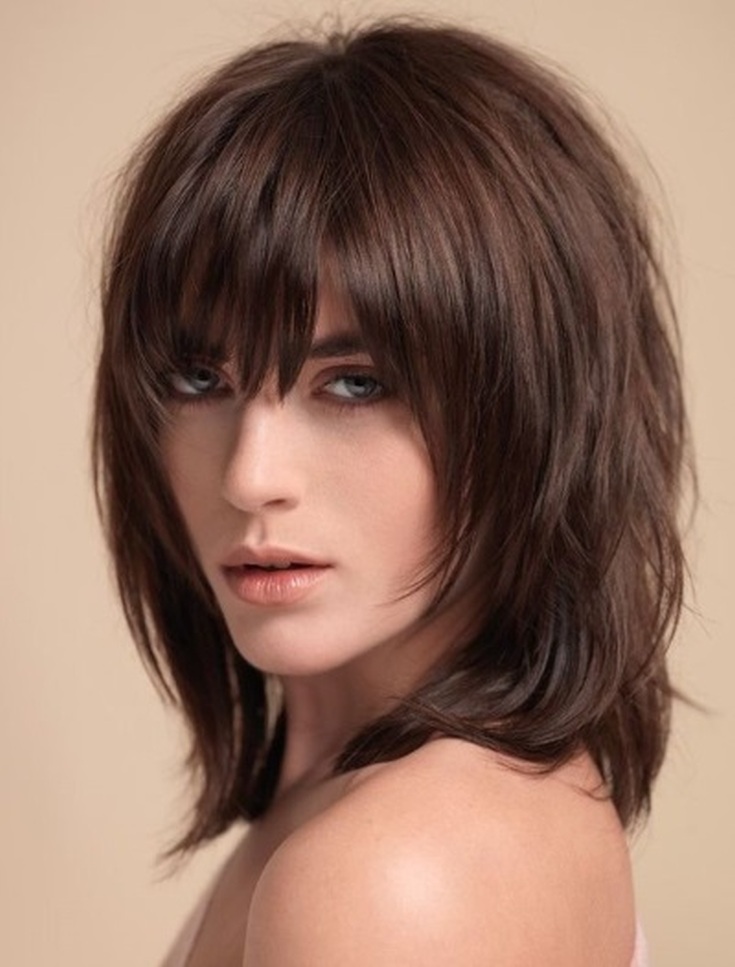 Coupe de cheveux courte pour cheveux courts