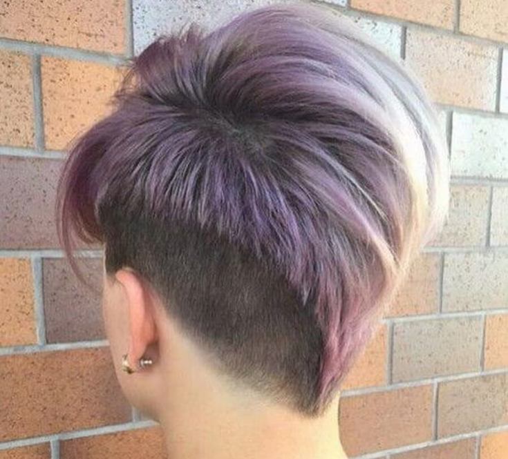 Coupe de cheveux courte pour cheveux courts
