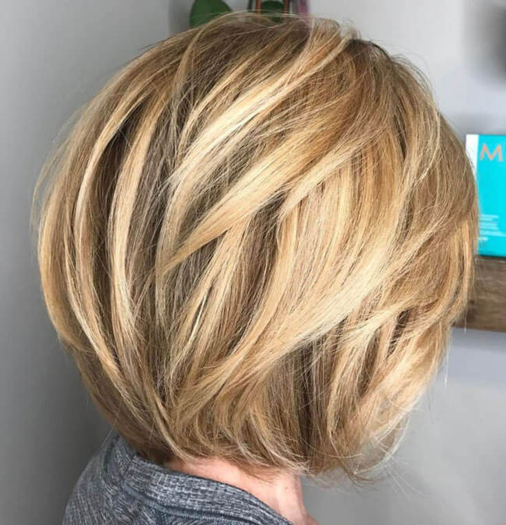 Coupe de cheveux courte pour cheveux courts