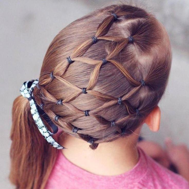 Coiffures pour enfants pour cheveux courts pour tous les jours à l'école et à la maternelle