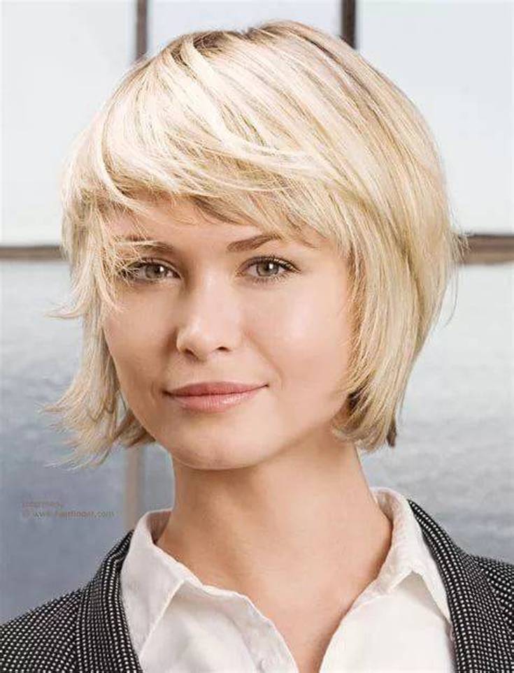 Coupe de cheveux courte pour cheveux courts