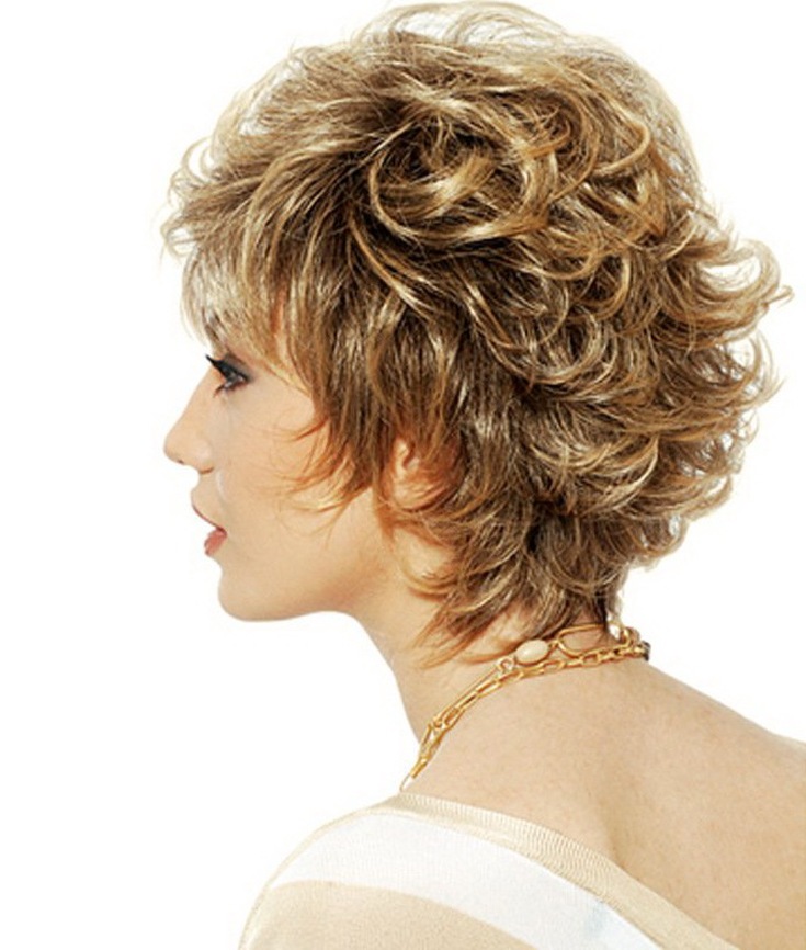 Coupe de cheveux courte pour cheveux courts