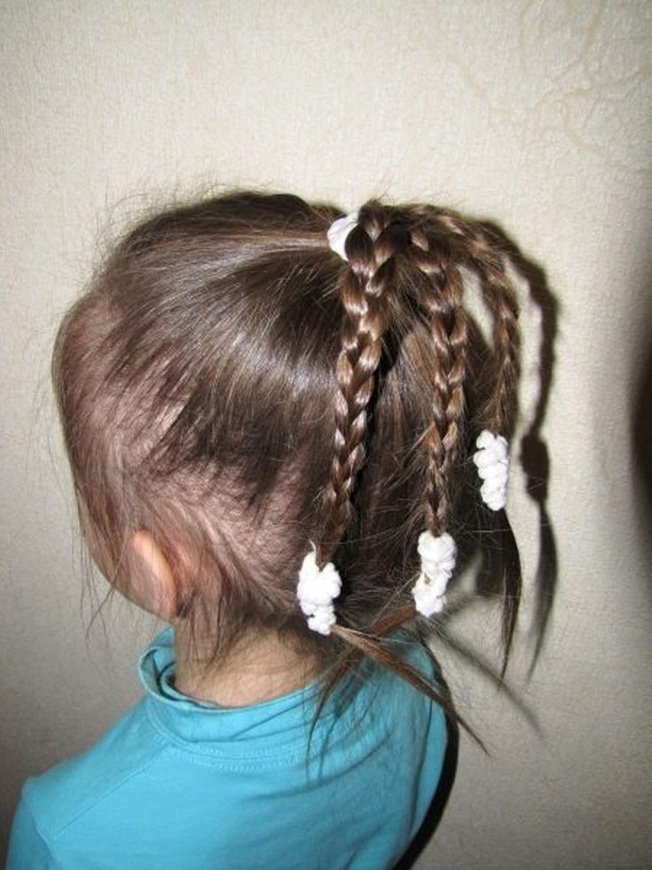 Coiffures pour enfants pour cheveux courts pour tous les jours à l'école et à la maternelle
