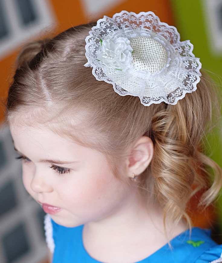 Coiffures pour enfants pour cheveux courts pour tous les jours à l'école et à la maternelle