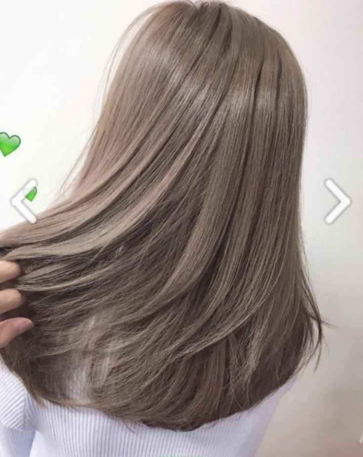 Couleurs de cheveux à la mode pour les femmes aux cheveux bruns et palette et recommandations pour la teinture