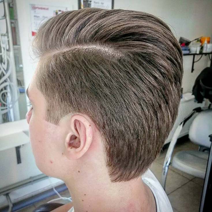 Coupe de cheveux sports canadiens hommes