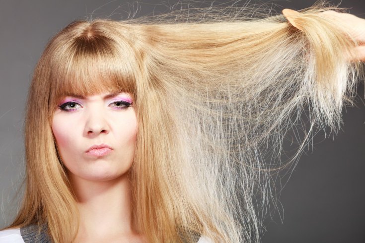 Comment traiter les cheveux secs à la maison