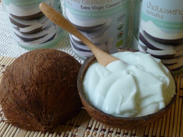 L'huile de coco pour les cheveux