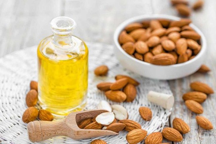 L'huile d'amande pour les cheveux