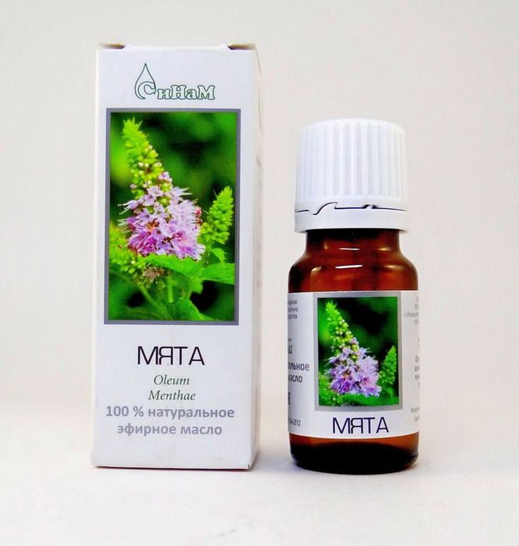 Huile de menthe poivrée pour les cheveux