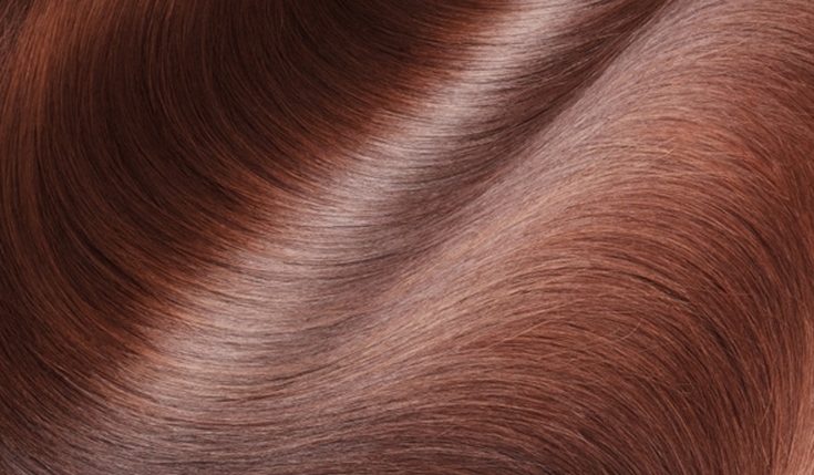 Huile d'arbre à thé pour les cheveux