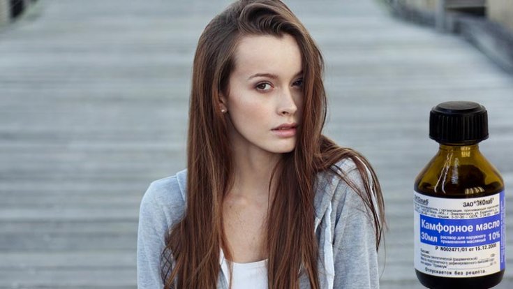Huile de camphre pour les cheveux