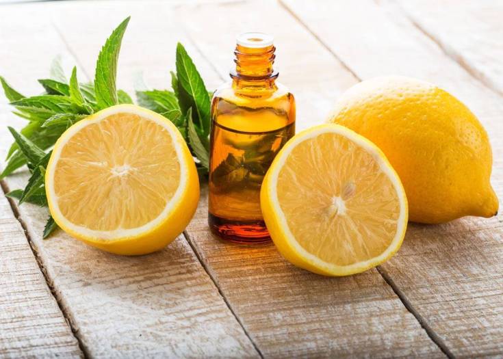 L'huile de citron pour les cheveux