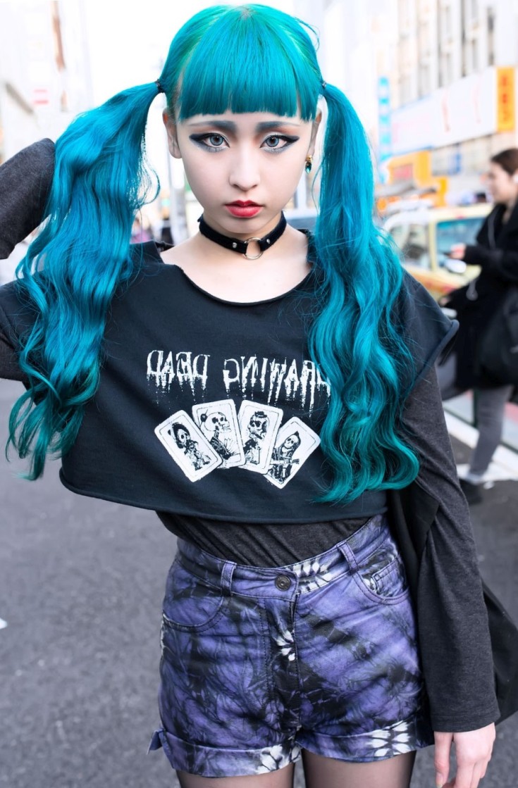 Coiffures d'anime pour femmes - comment faire des options légères et belles